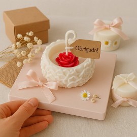 Vasinho Floral em Gesso com Vela Aromtica (05 unidades)